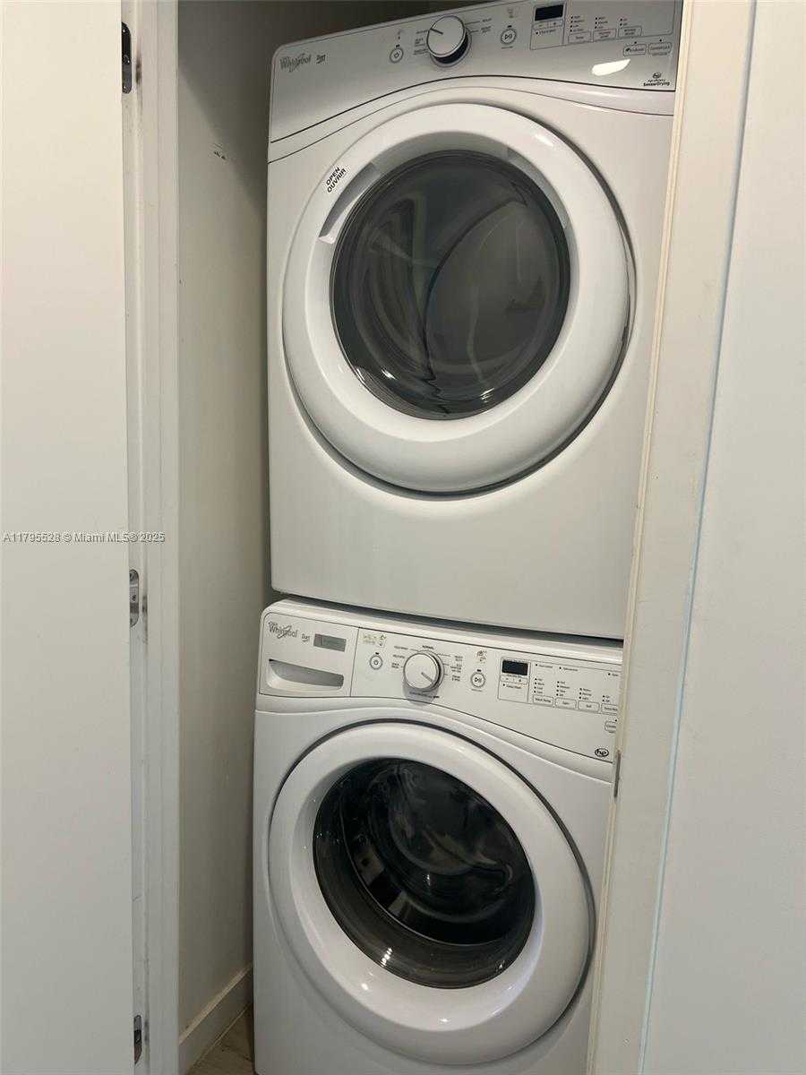 Small Image of 999 SOUTH WEST 1ST AVE #1601, Miami Number 12