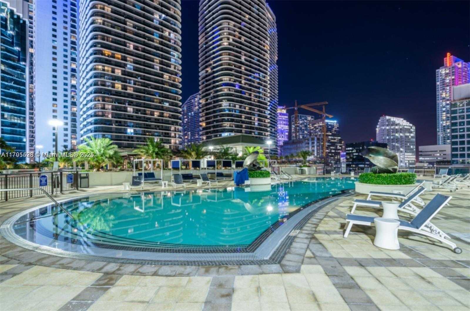 Small Image of 999 SOUTH WEST 1ST AVE #1601, Miami Number 15