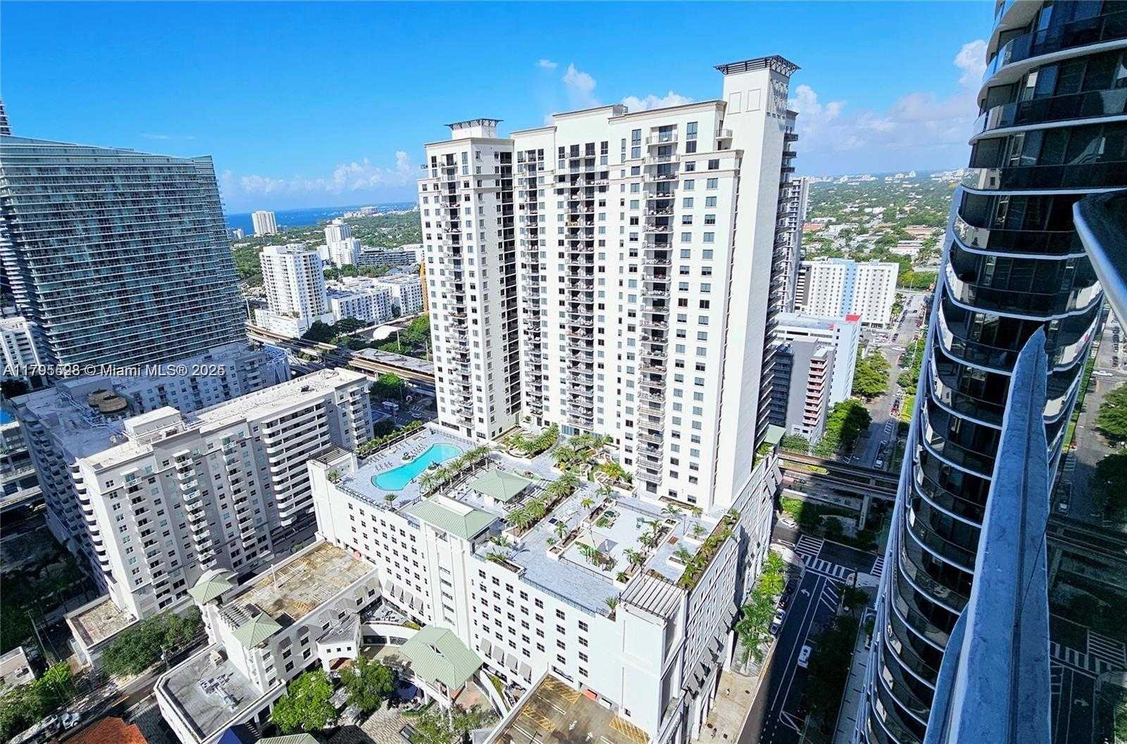 Small Image of 999 SOUTH WEST 1ST AVE #1601, Miami Number 17