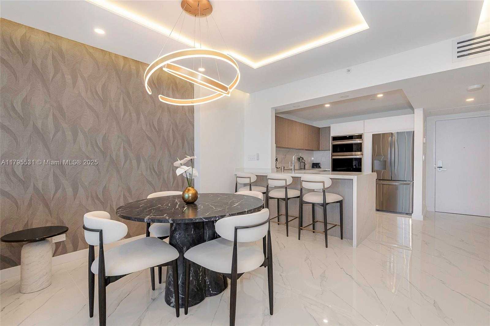 Small Image of 2301 COLLINS AVE #825, Miami Beach Number 10