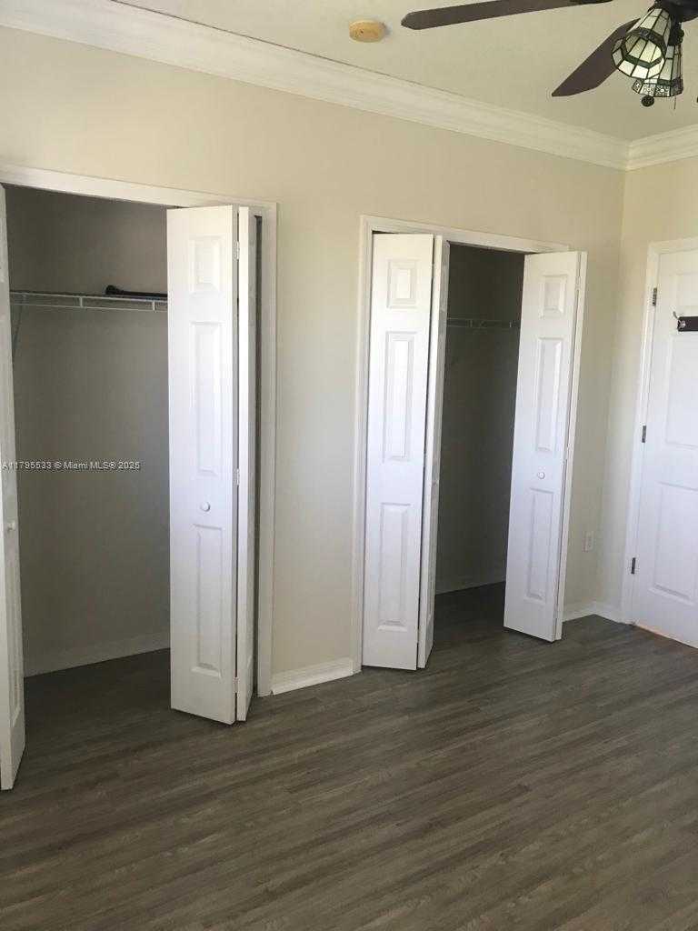 Small Image of 3500 CORAL WAY #1212, Miami Number 13