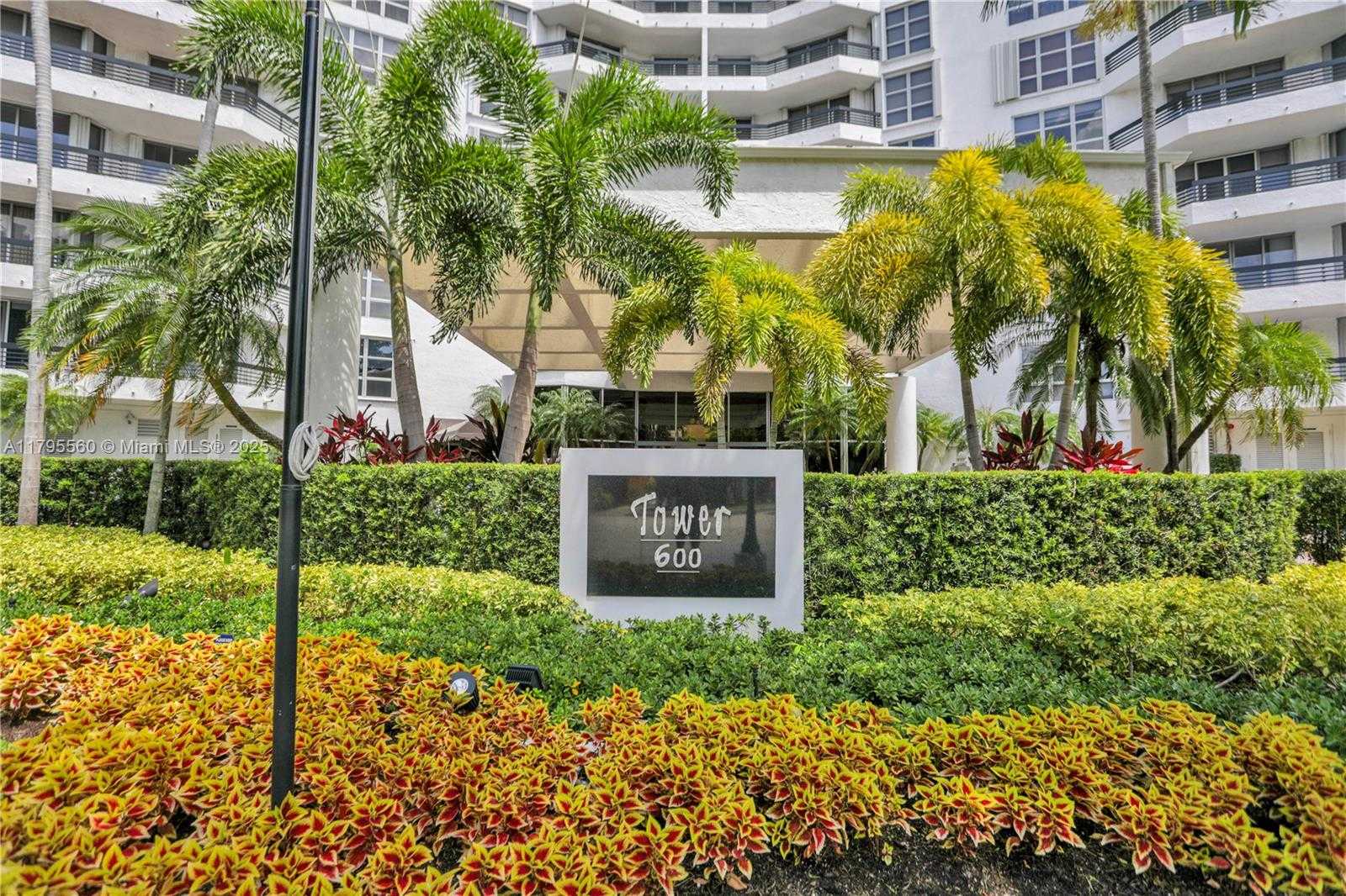Small Image of 3400 NORTH EAST 192ND ST #504, Aventura Number 22