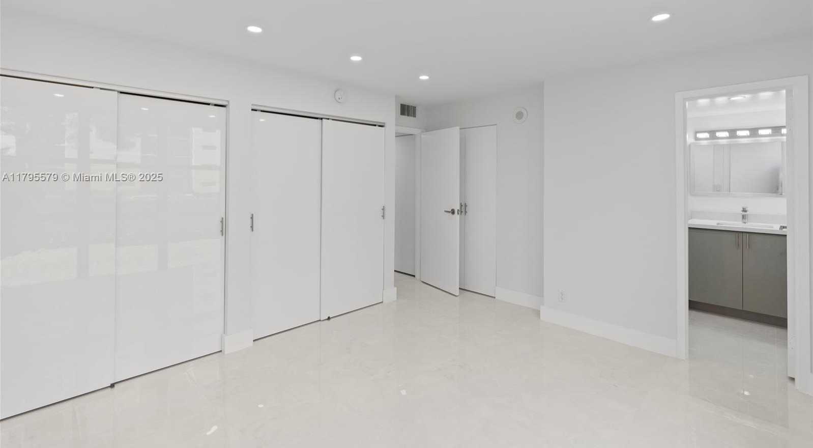 Small Image of 17011 NORTH BAY RD #108, Sunny Isles Beach Number 12