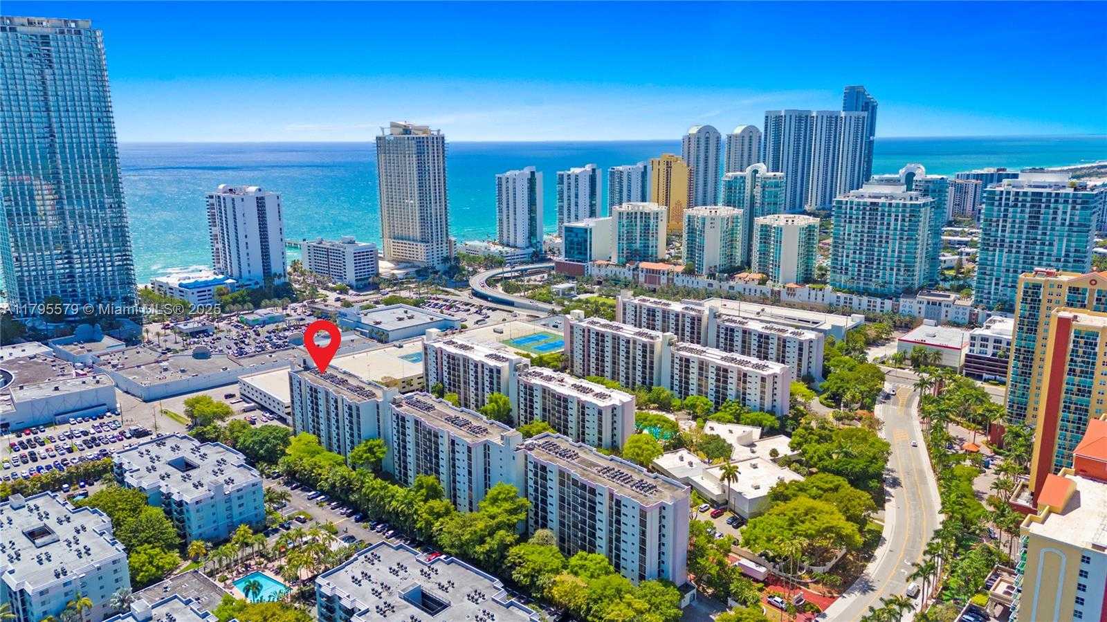 Small Image of 17011 NORTH BAY RD #108, Sunny Isles Beach Number 23