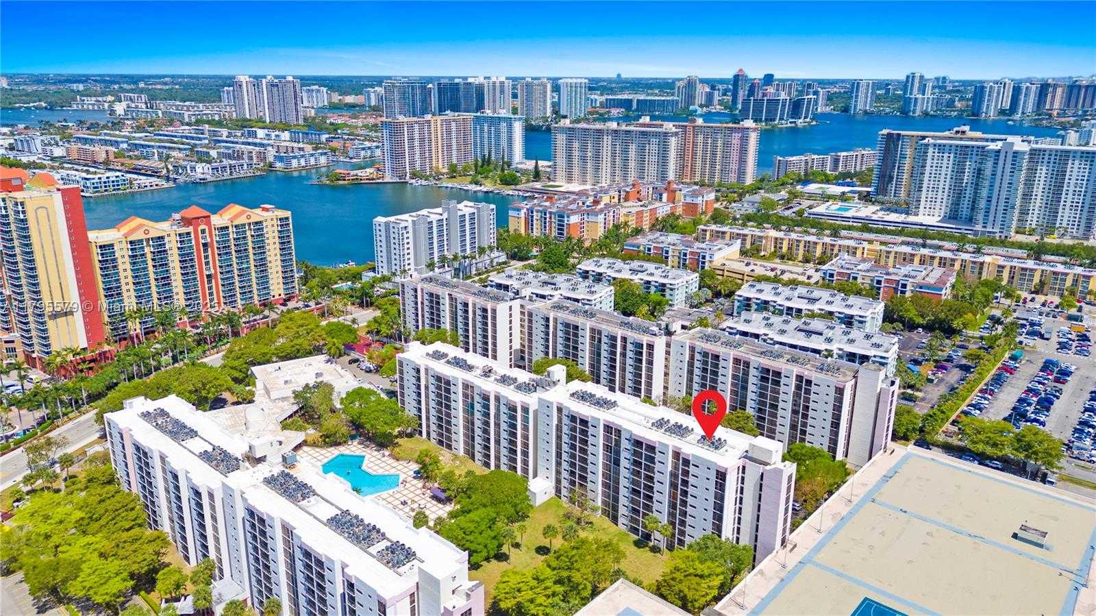 Small Image of 17011 NORTH BAY RD #108, Sunny Isles Beach Number 27