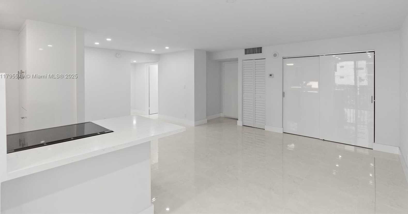 Small Image of 17011 NORTH BAY RD #108, Sunny Isles Beach Number 5