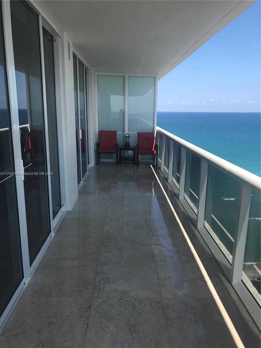 Small Image of 1830 SOUTH OCEAN DR #2506, Hallandale Beach Number 14