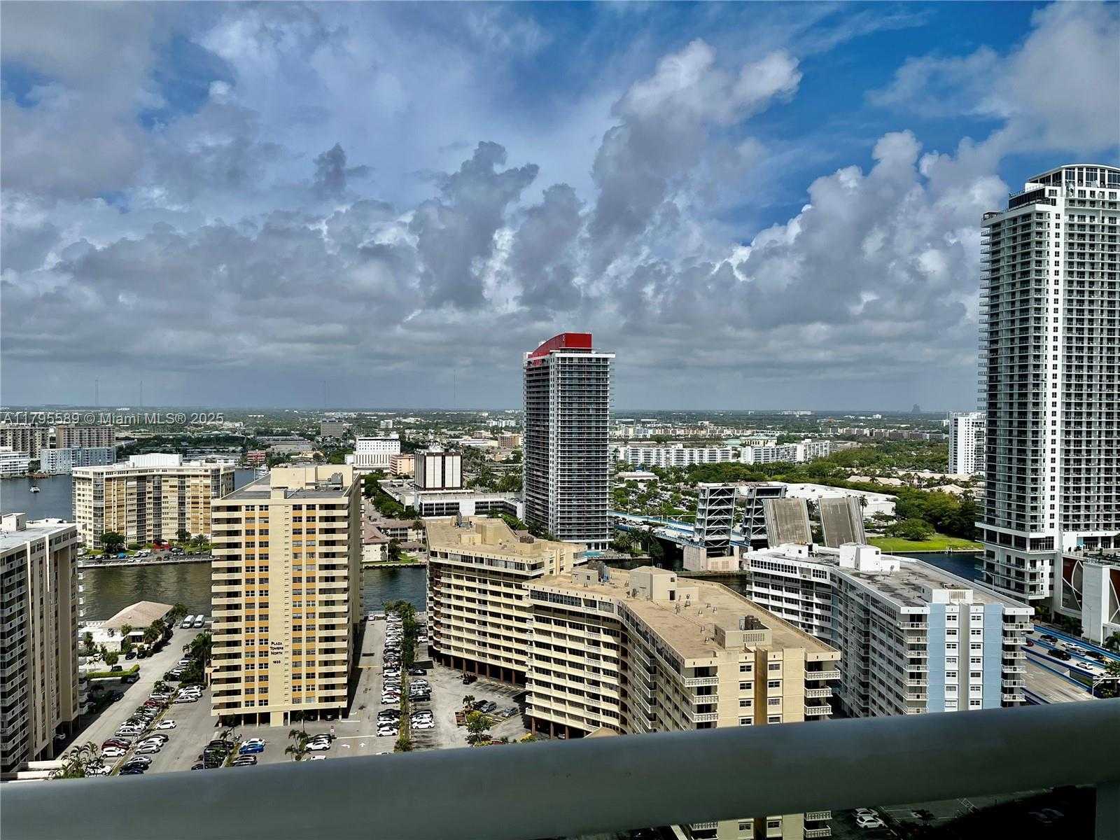Small Image of 1830 SOUTH OCEAN DR #2506, Hallandale Beach Number 23