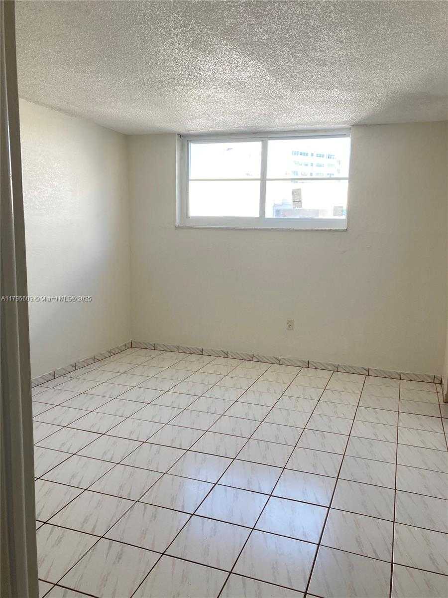 Small Image of 1750 JAMES AVE #7K, Miami Beach Number 14