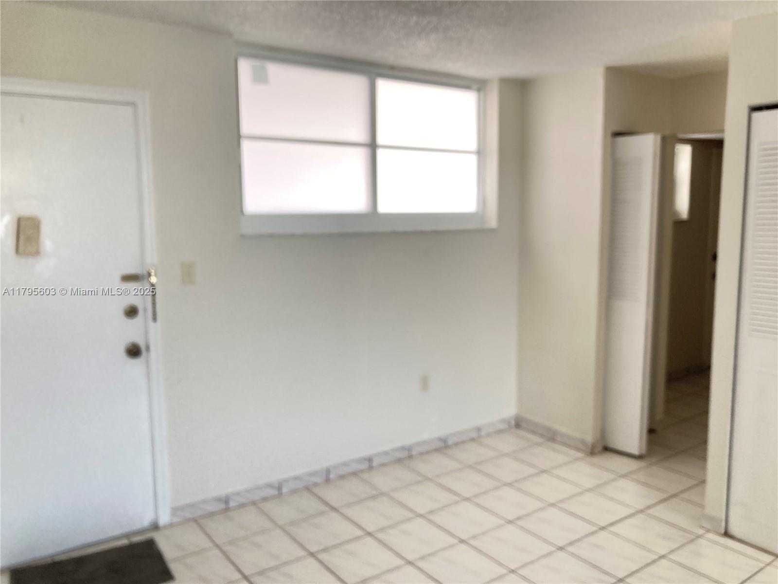 Small Image of 1750 JAMES AVE #7K, Miami Beach Number 4