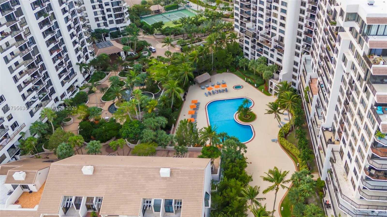 Small Image of 540 BRICKELL KEY DR #1809, Miami Number 19