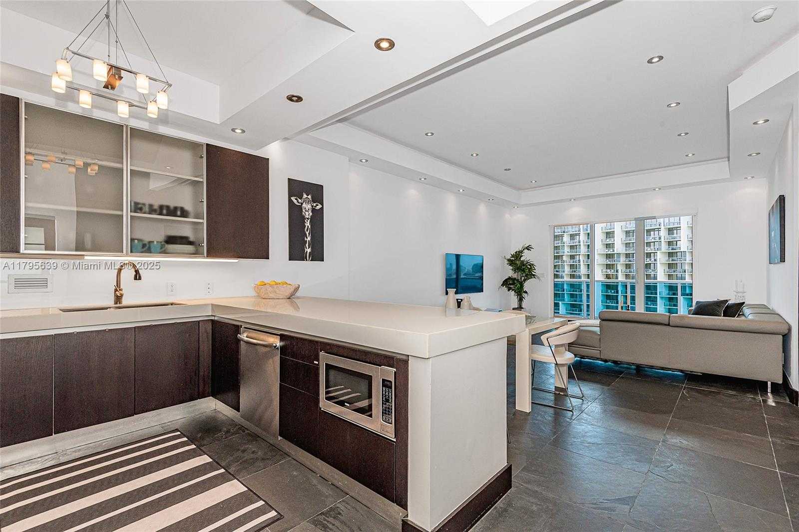 Small Image of 2301 COLLINS AVE #1605, Miami Beach Number 25