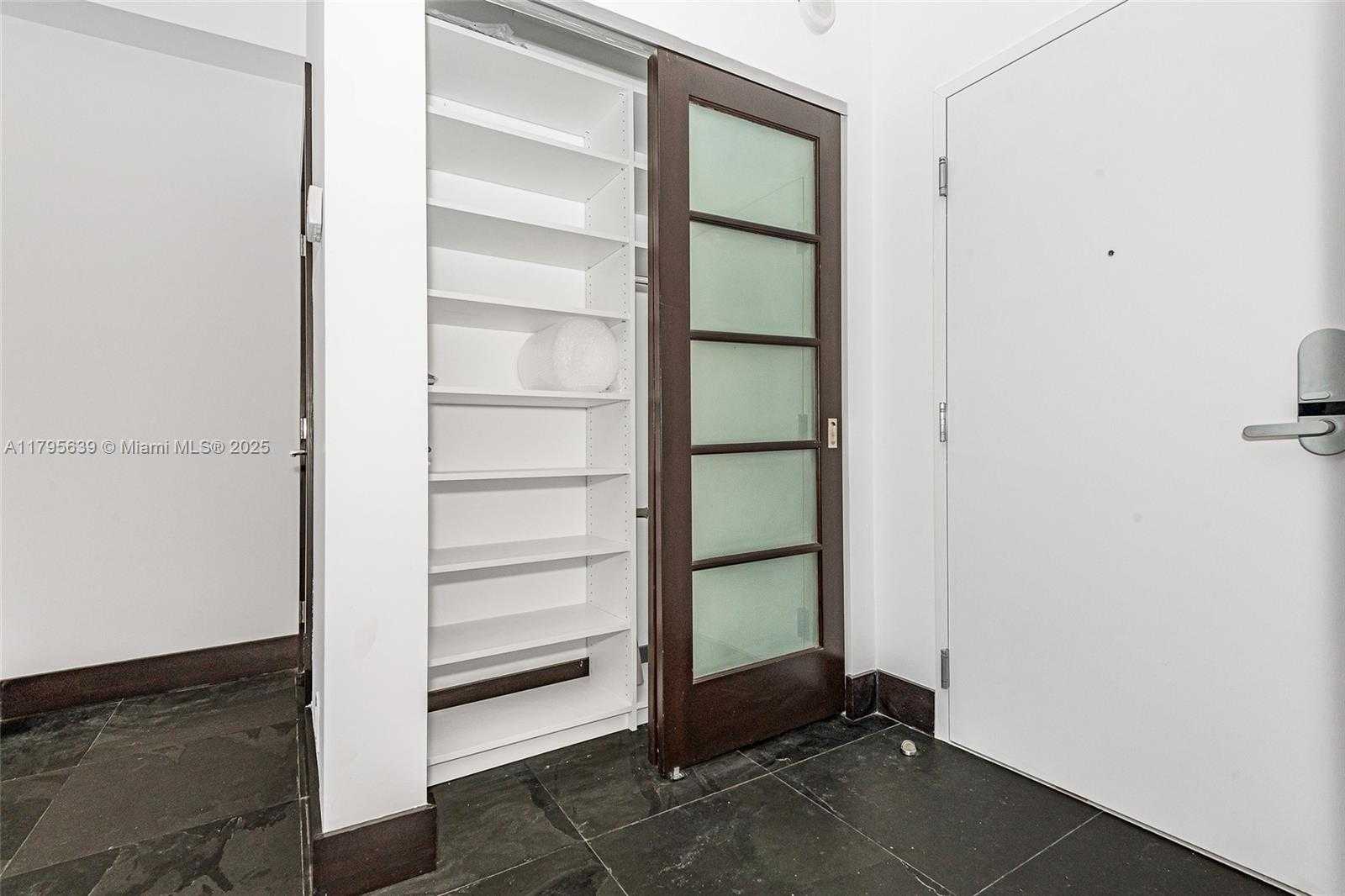 Small Image of 2301 COLLINS AVE #1605, Miami Beach Number 26