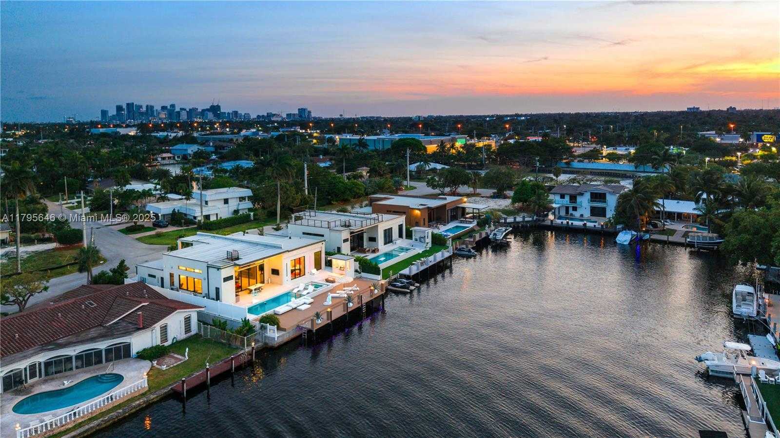 Small Image of 2225 NORTH EAST 19TH ST, Fort Lauderdale Number 3