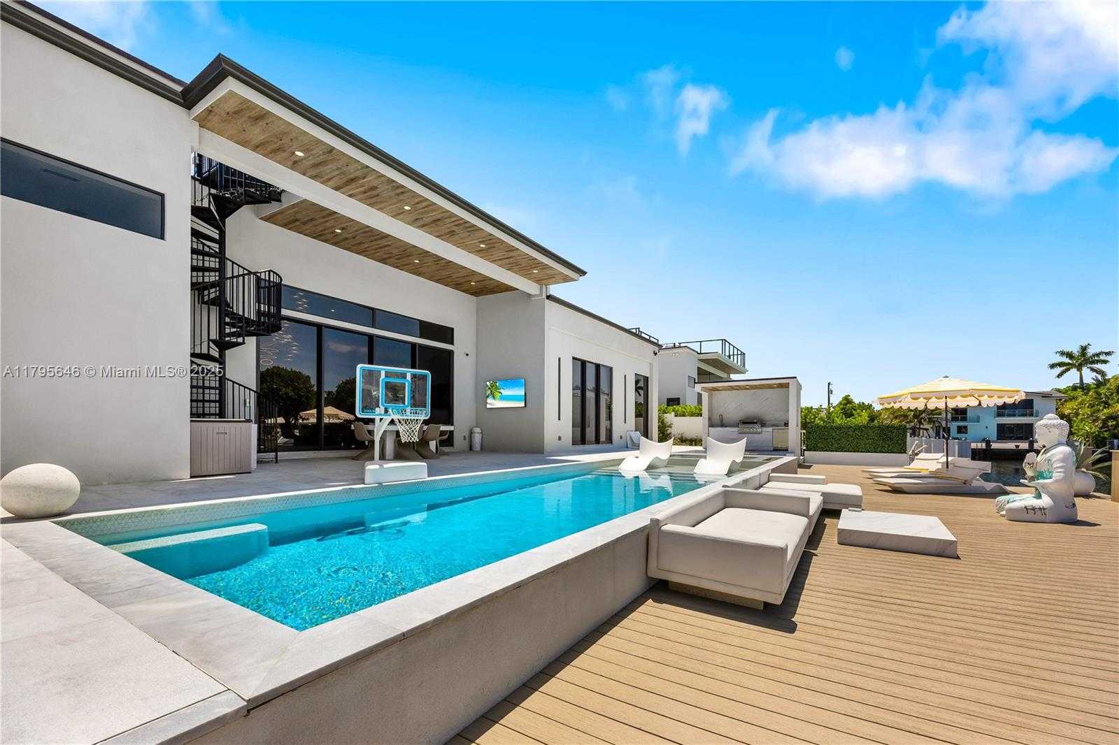 Small Image of 2225 NORTH EAST 19TH ST, Fort Lauderdale Number 52