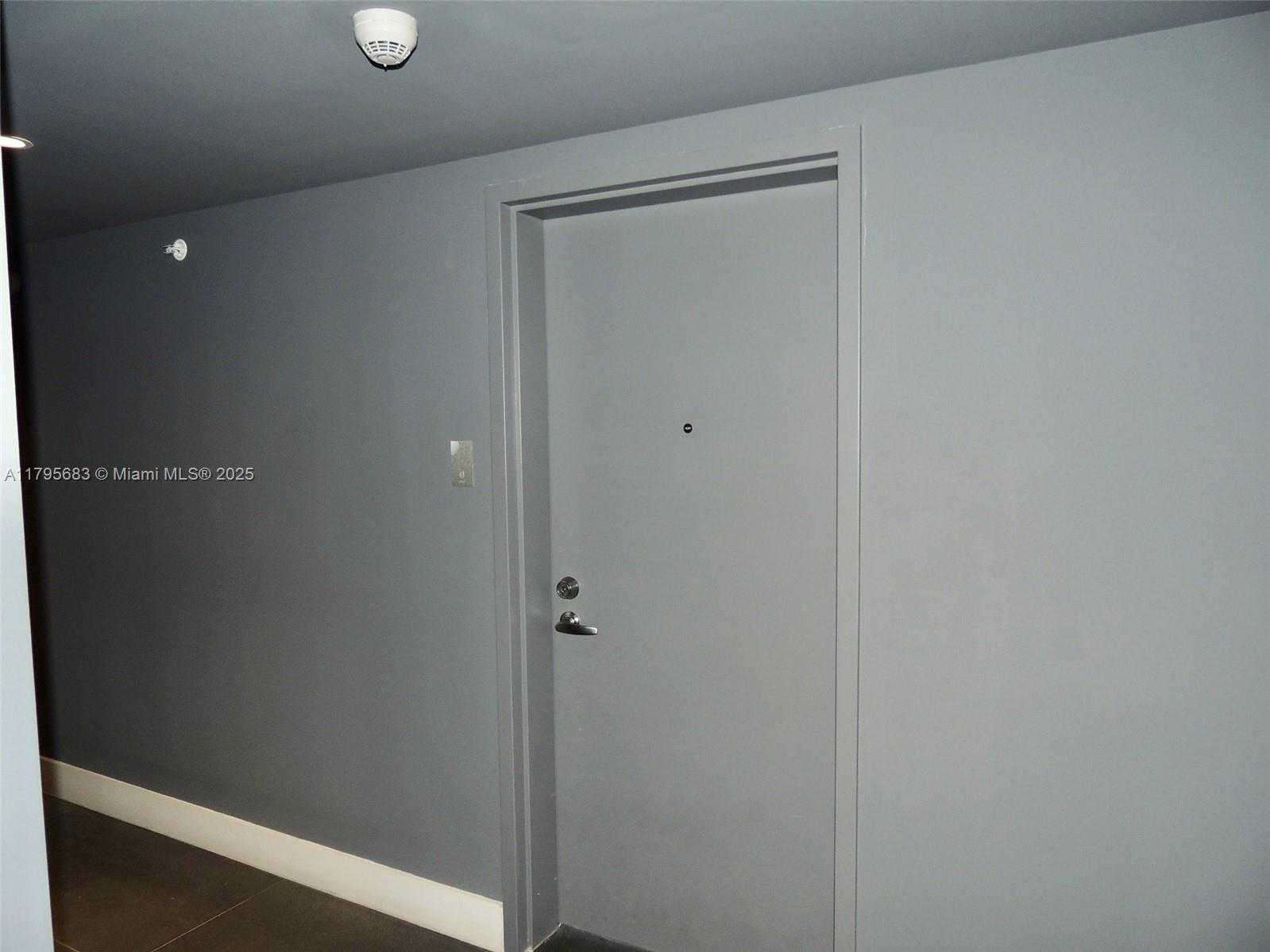 Small Image of 1170 101ST ST #402, Bay Harbor Islands Number 9