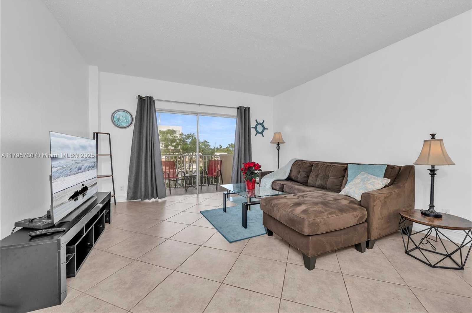 Small Image of 1455 NORTH TREASURE DR #3G, North Bay Village Number 14