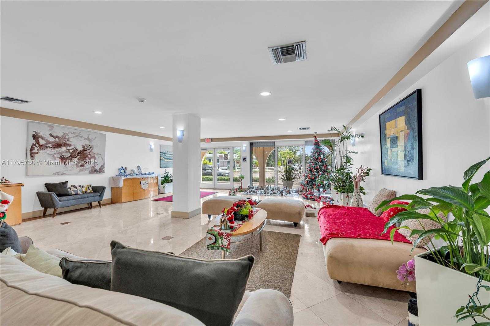 Small Image of 1455 NORTH TREASURE DR #3G, North Bay Village Number 4