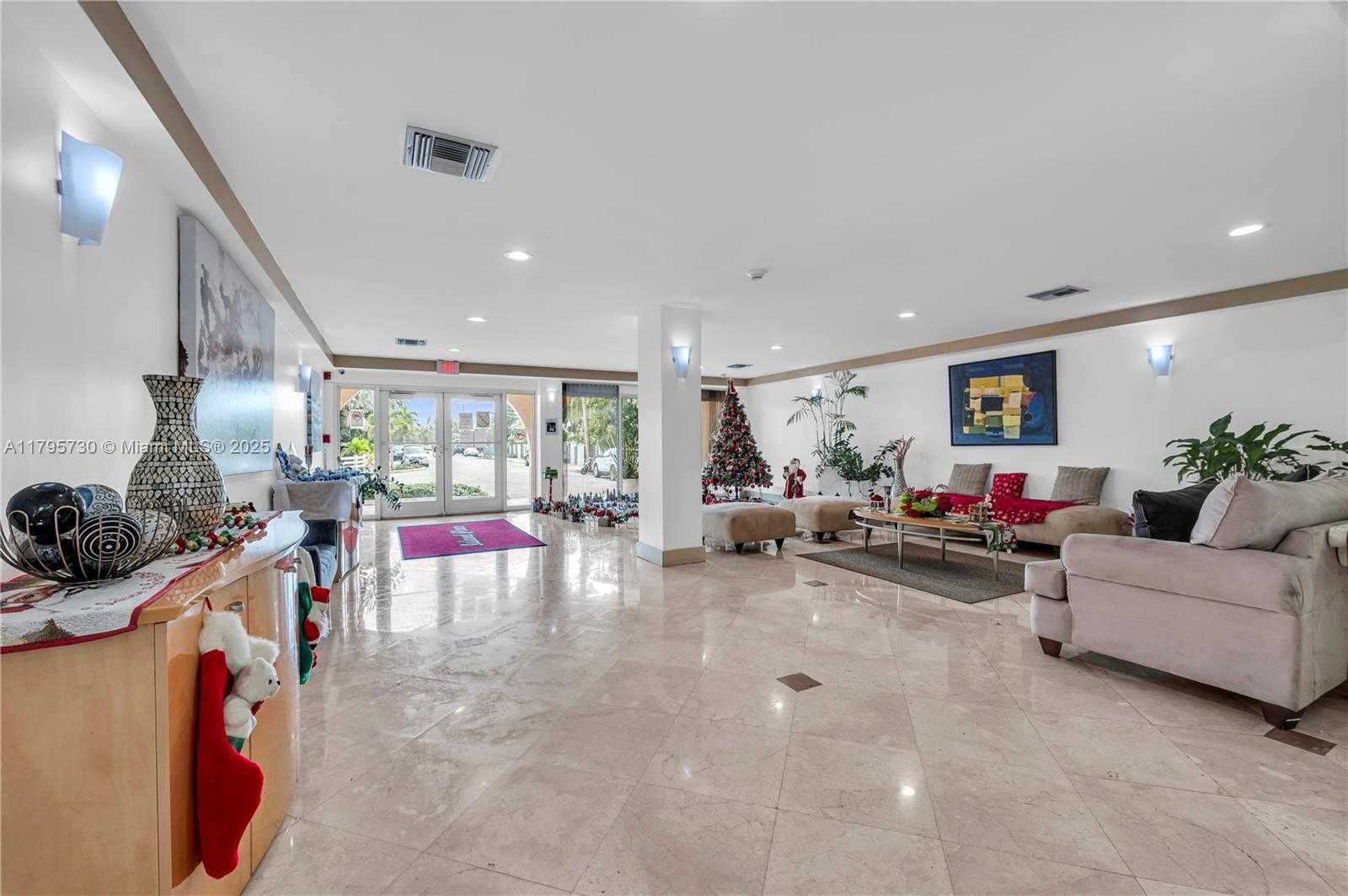 Small Image of 1455 NORTH TREASURE DR #3G, North Bay Village Number 5