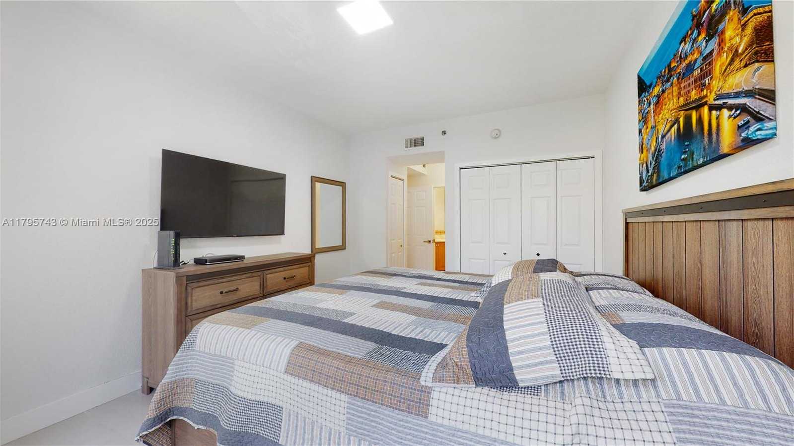 Small Image of 3255 NORTH EAST 184TH ST #12410, Aventura Number 10