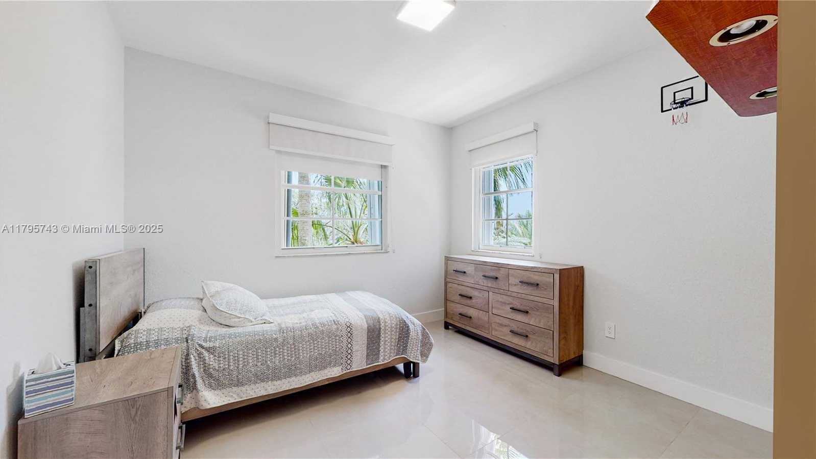 Small Image of 3255 NORTH EAST 184TH ST #12410, Aventura Number 12