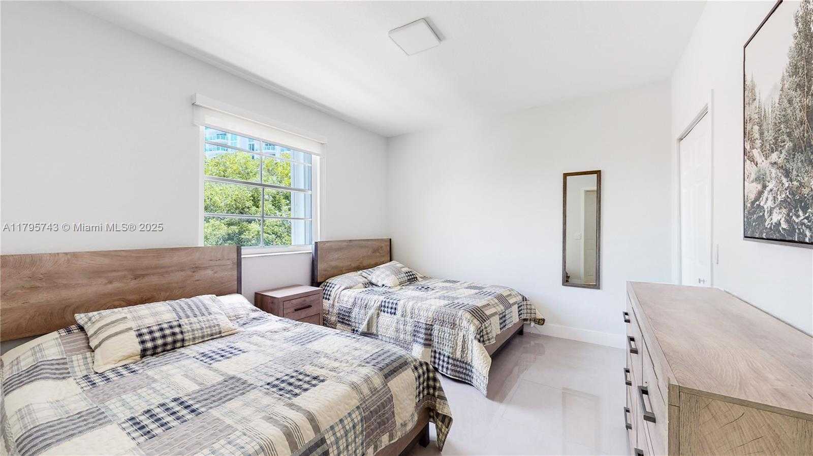 Small Image of 3255 NORTH EAST 184TH ST #12410, Aventura Number 14