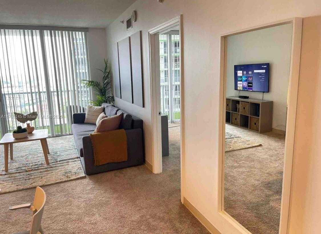 Small Image of 1750 NORTH BAYSHORE DR #2211, Miami Number 18