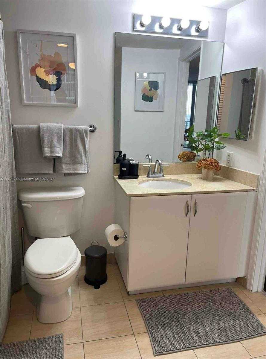 Small Image of 1750 NORTH BAYSHORE DR #2211, Miami Number 20