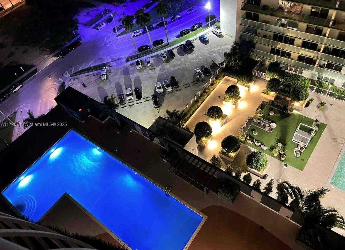 Small Image of 1750 NORTH BAYSHORE DR #2211, Miami Number 25