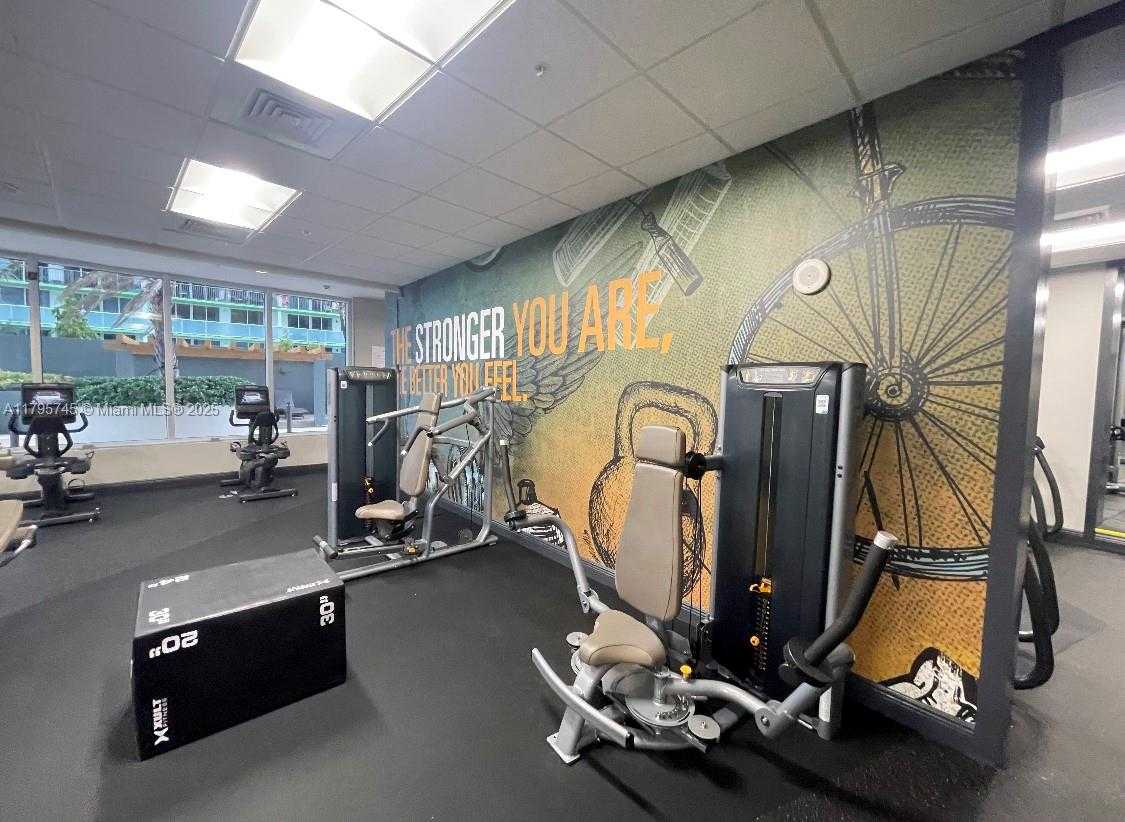 Small Image of 1750 NORTH BAYSHORE DR #2211, Miami Number 31