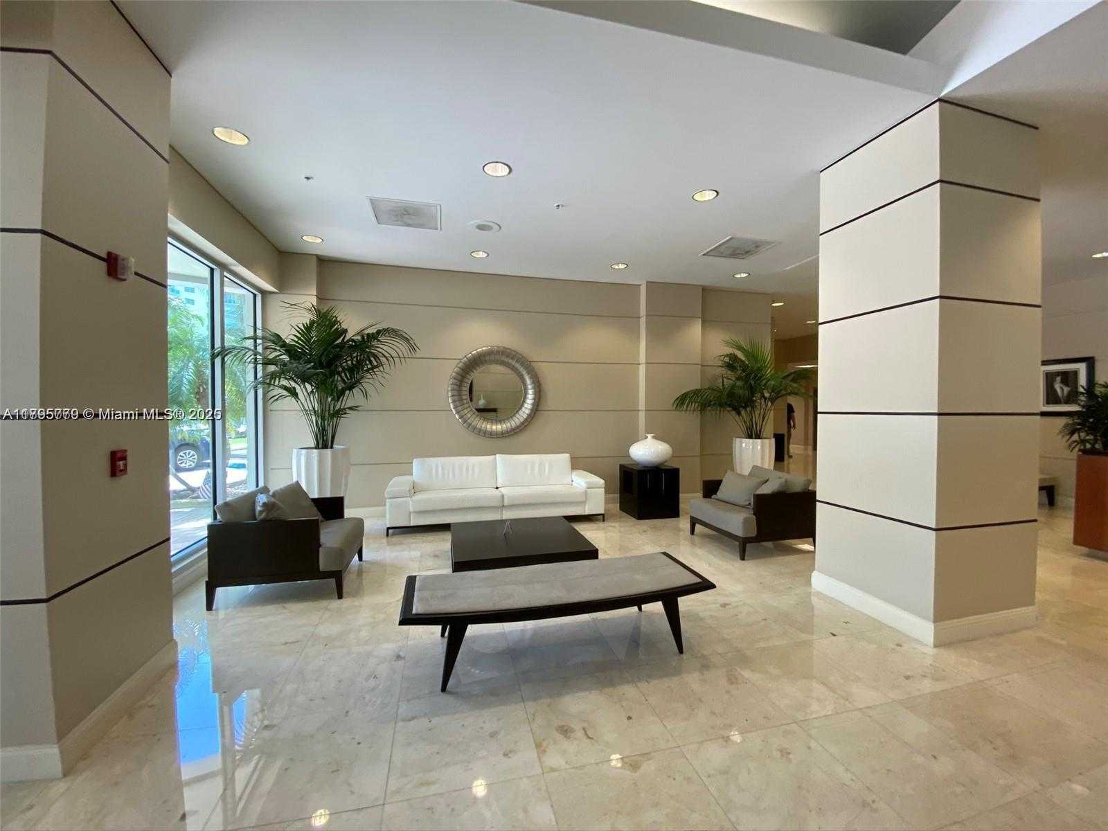 Small Image of 19380 #1123, Sunny Isles Beach Number 2