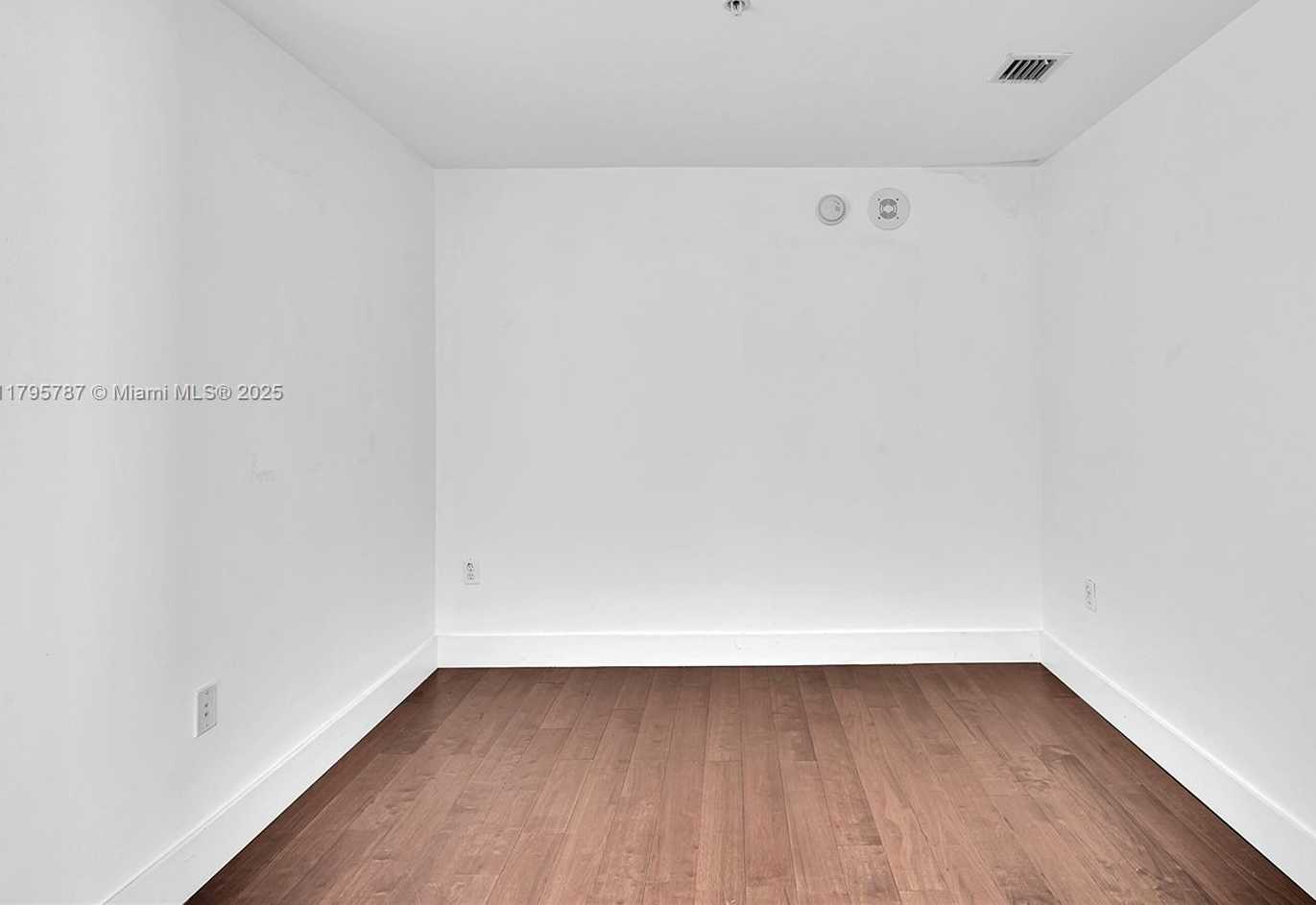 Small Image of 253 NORTH EAST 2ND ST #2408, Miami Number 16