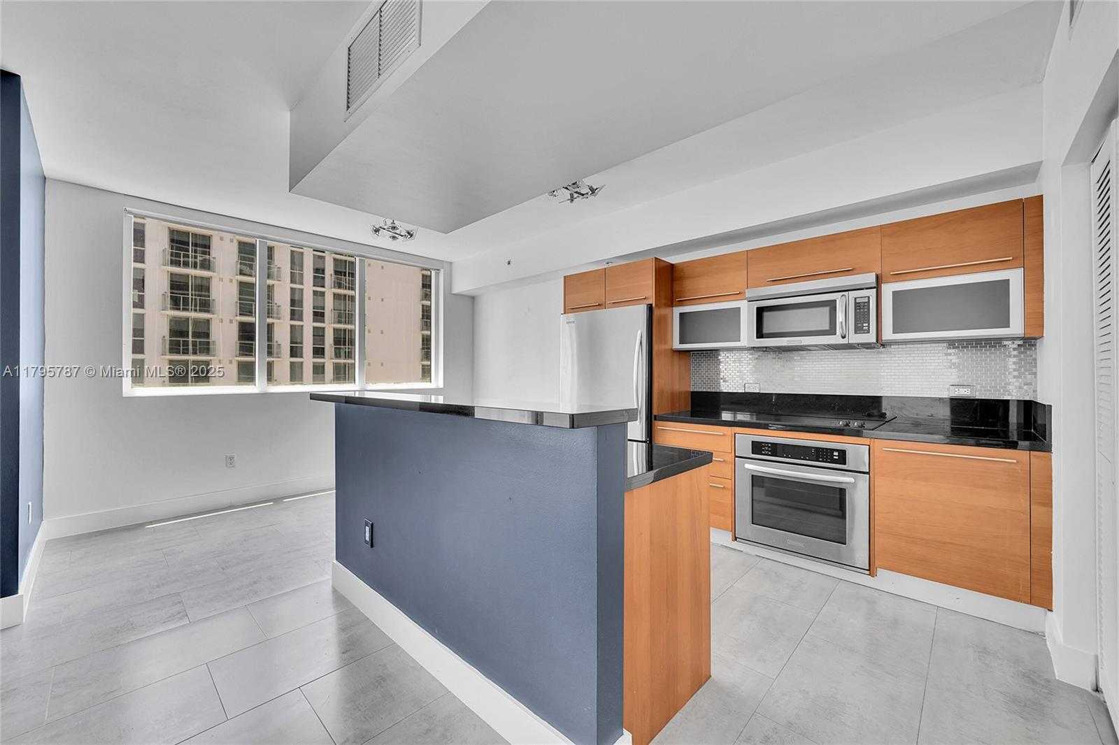 Small Image of 253 NORTH EAST 2ND ST #2408, Miami Number 23