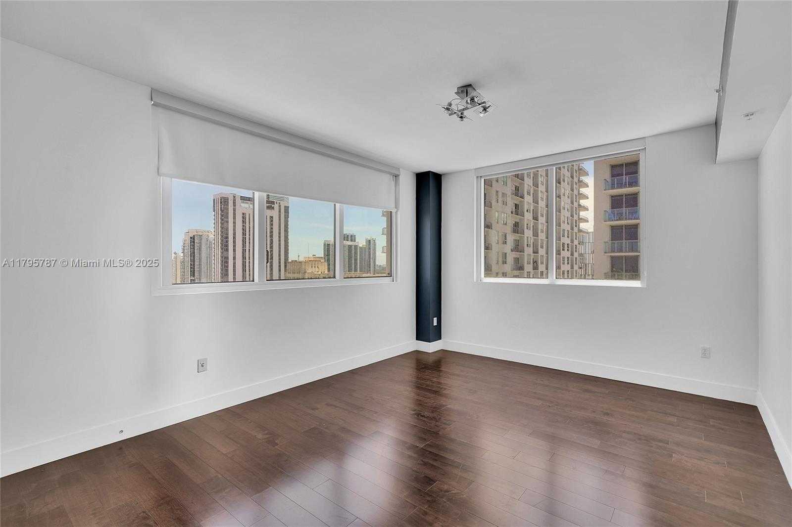Small Image of 253 NORTH EAST 2ND ST #2408, Miami Number 32