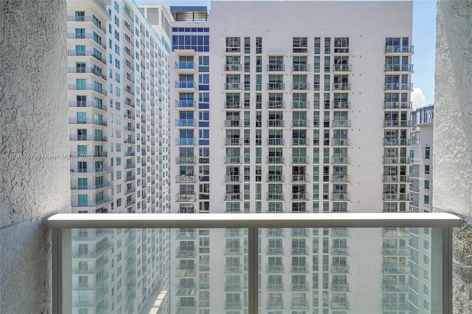 Small Image of 253 NORTH EAST 2ND ST #2408, Miami Number 40