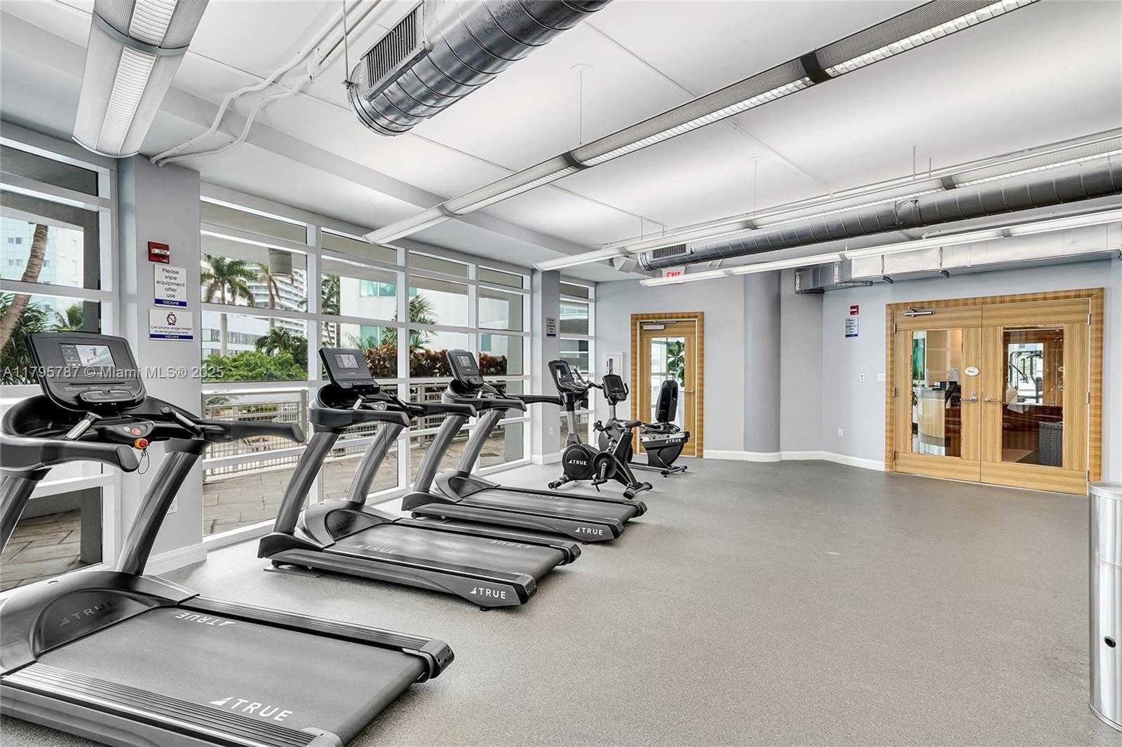Small Image of 253 NORTH EAST 2ND ST #2408, Miami Number 58