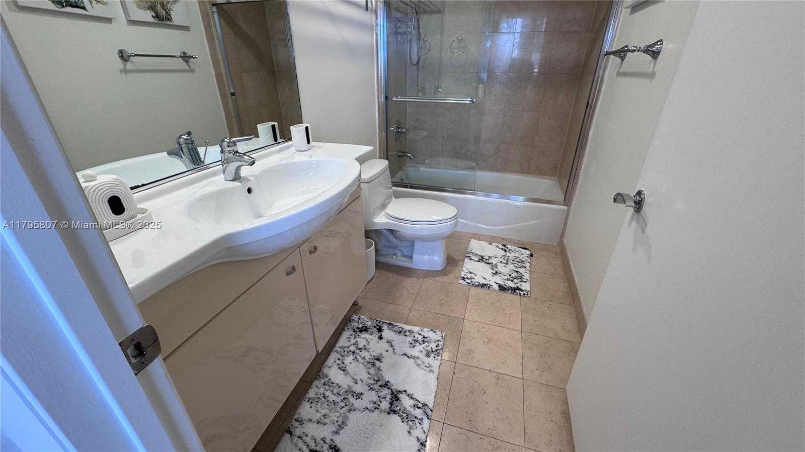 Small Image of 1830 SOUTH OCEAN DR(AVAIL ASAP ) #2204, Hallandale Beach Number 27