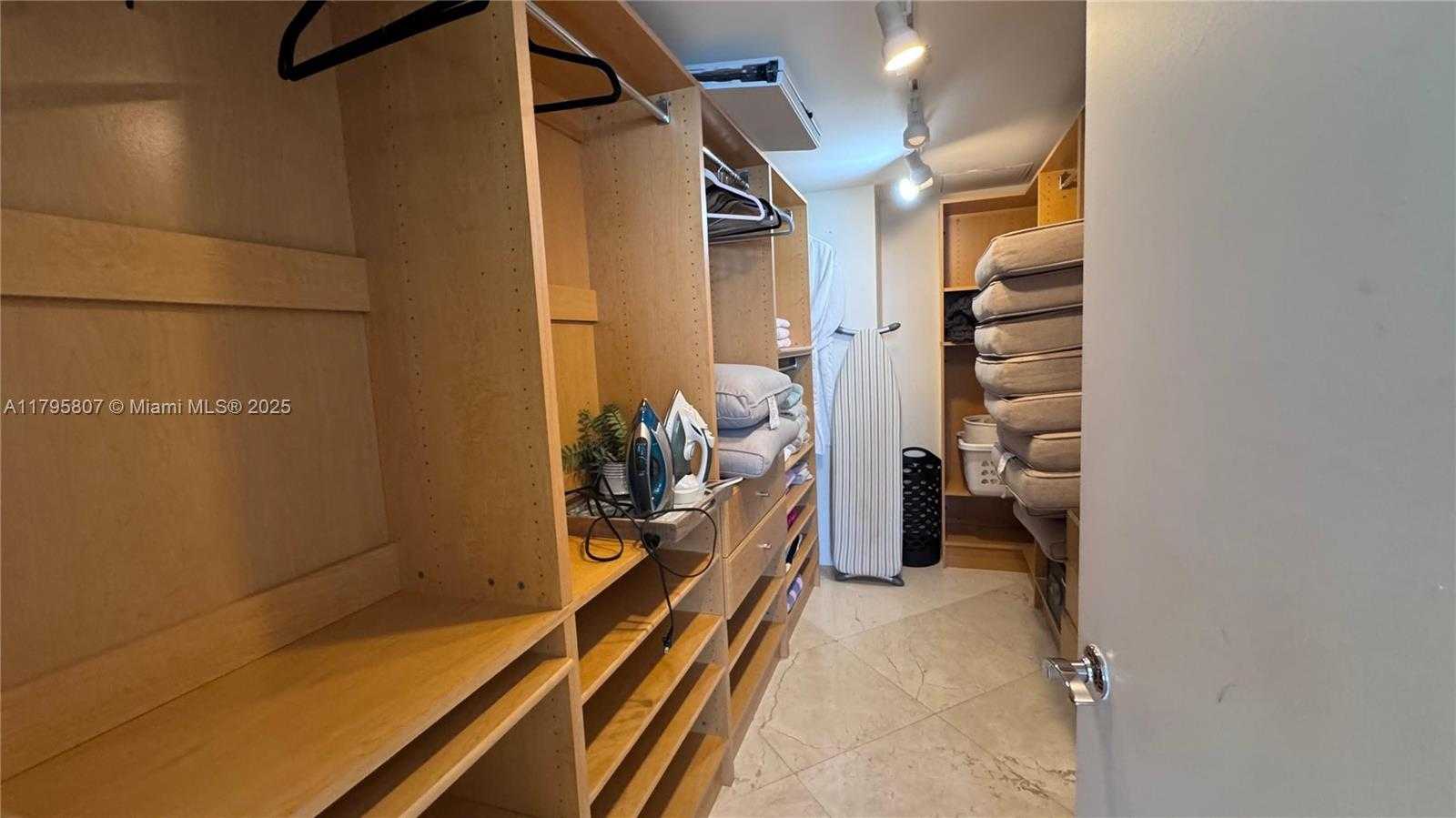 Small Image of 1830 SOUTH OCEAN DR(AVAIL ASAP ) #2204, Hallandale Beach Number 29