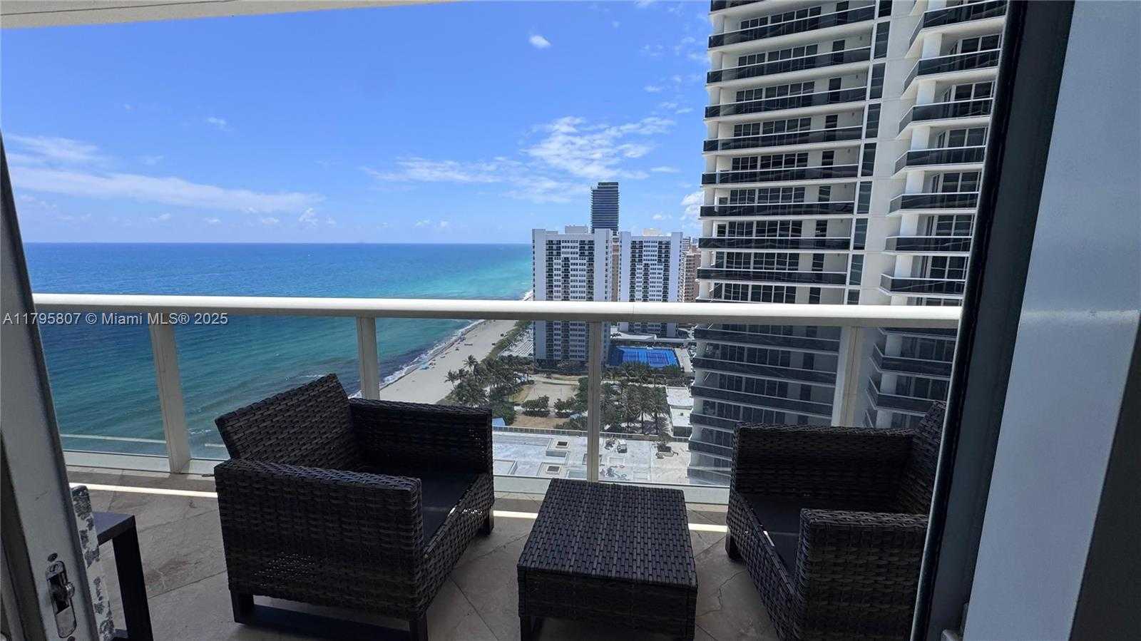 Small Image of 1830 SOUTH OCEAN DR(AVAIL ASAP ) #2204, Hallandale Beach Number 3