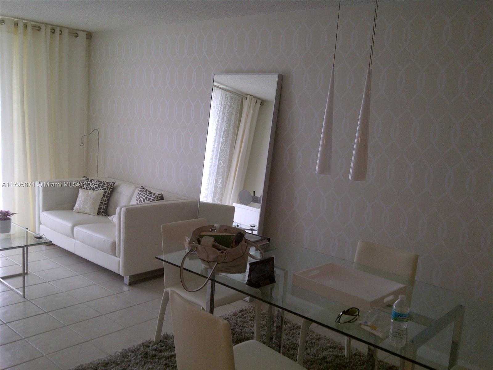 Small Image of 126 SOUTH WEST 17TH RD #505, Miami Number 3