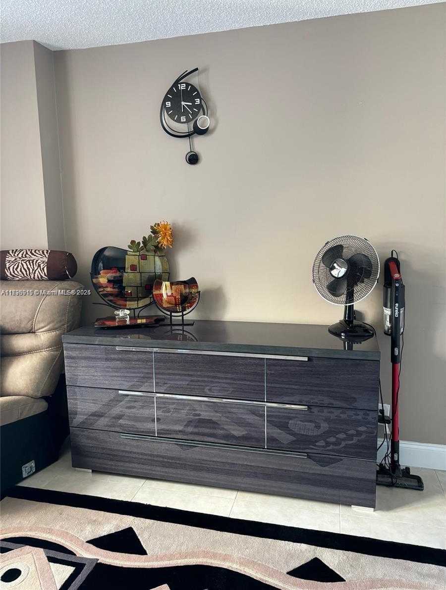 Small Image of 1865 SOUTH OCEAN DR #12N, Hallandale Beach Number 12