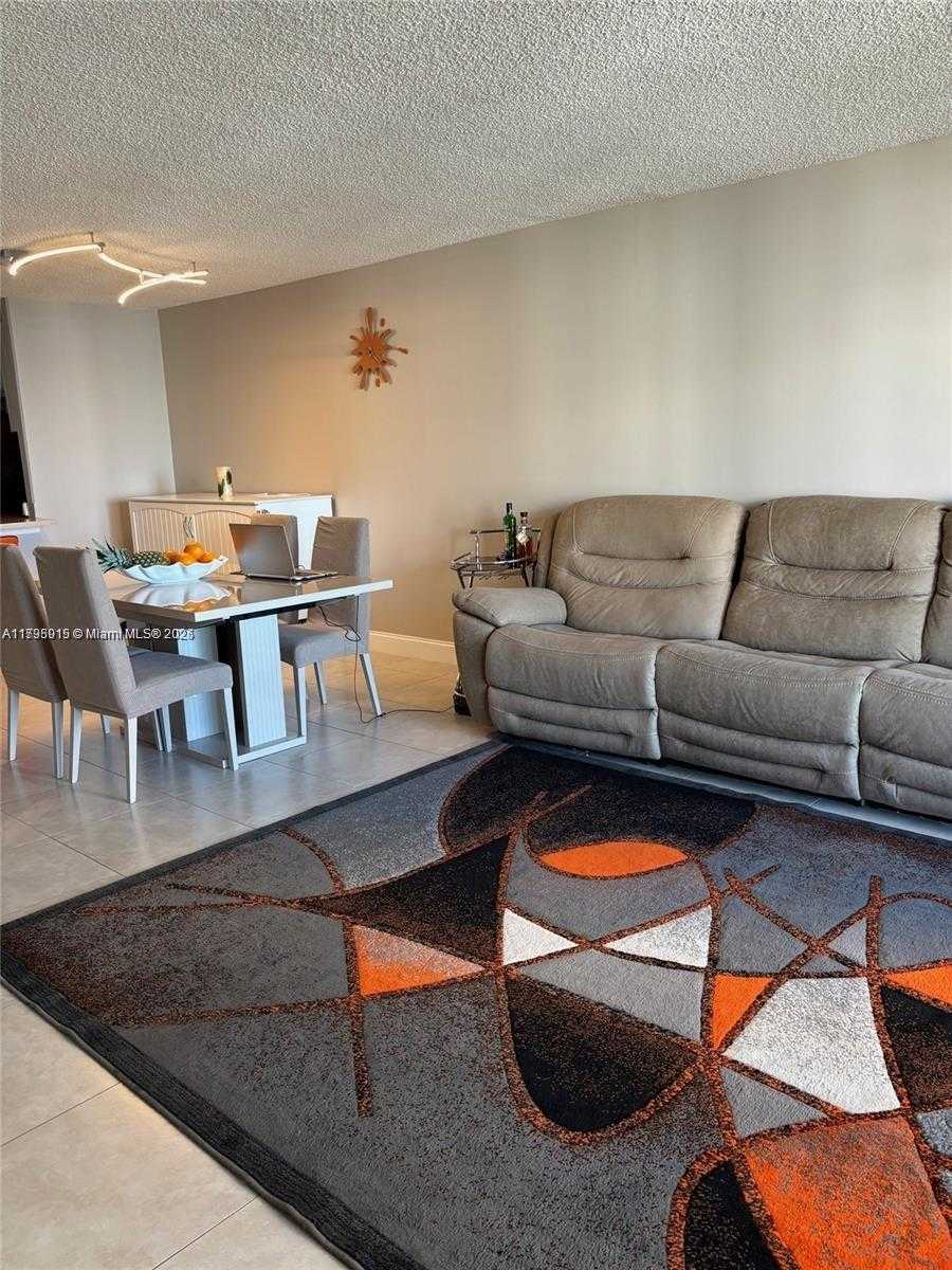 Small Image of 1865 SOUTH OCEAN DR #12N, Hallandale Beach Number 3