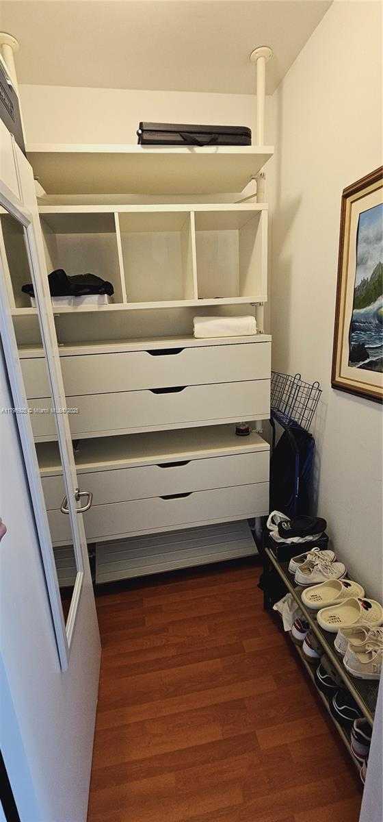 Small Image of 3131 NORTH EAST 188TH ST #1-810, Aventura Number 20