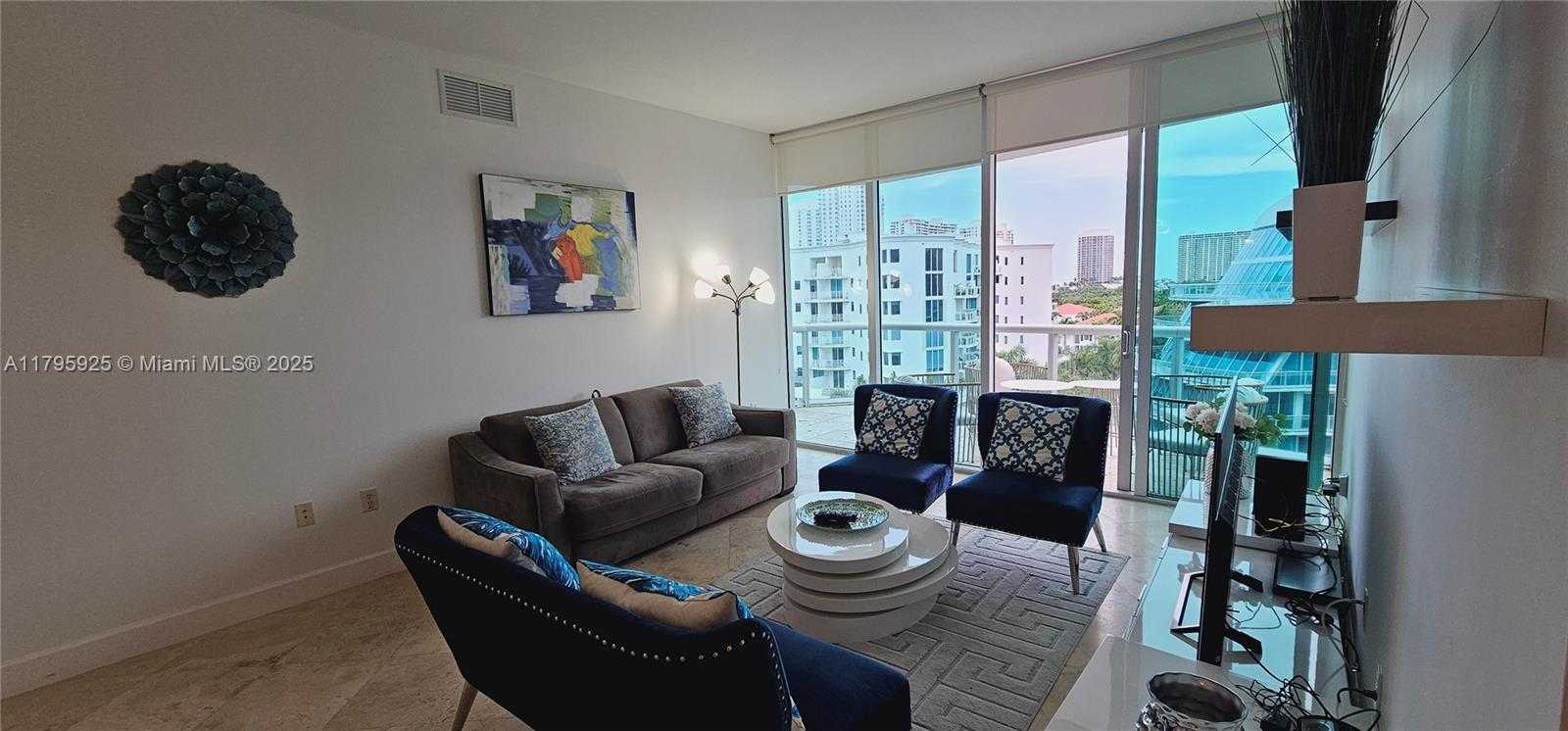 Small Image of 3131 NORTH EAST 188TH ST #1-810, Aventura Number 4