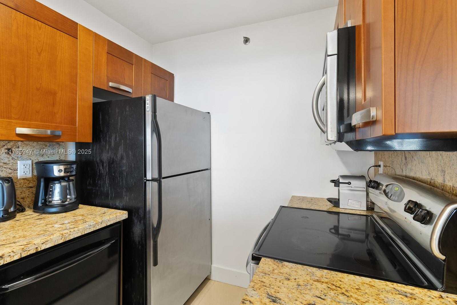 Small Image of 100 LINCOLN RD #543, Miami Beach Number 10