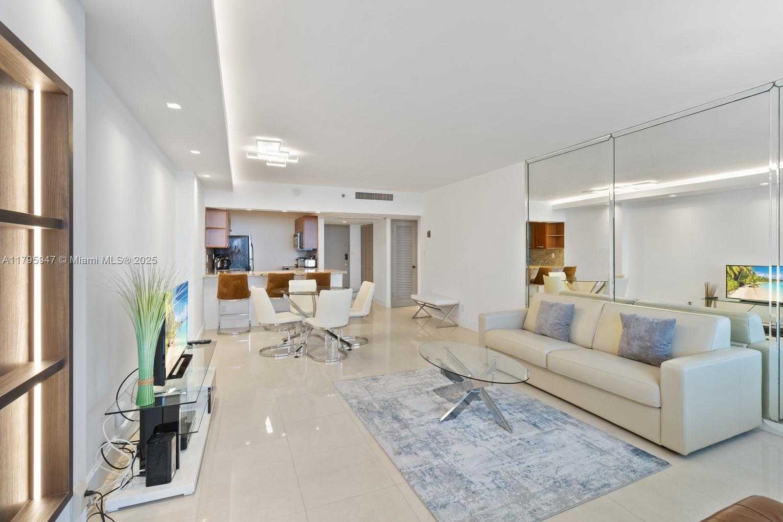 Small Image of 100 LINCOLN RD #543, Miami Beach Number 3