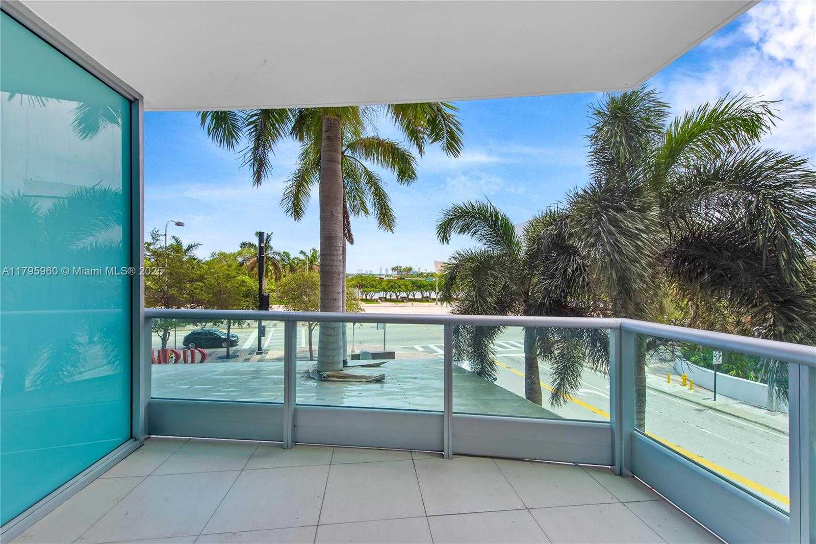Small Image of 900 BISCAYNE BLVD #301, Miami Number 12