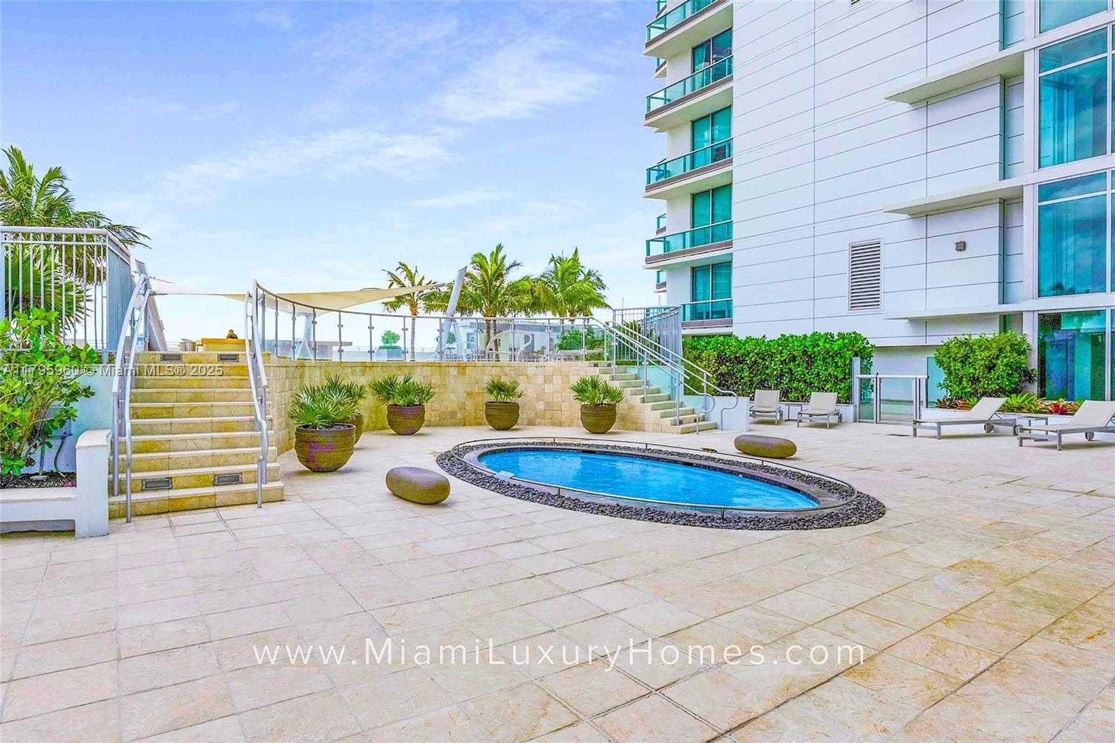 Small Image of 900 BISCAYNE BLVD #301, Miami Number 25