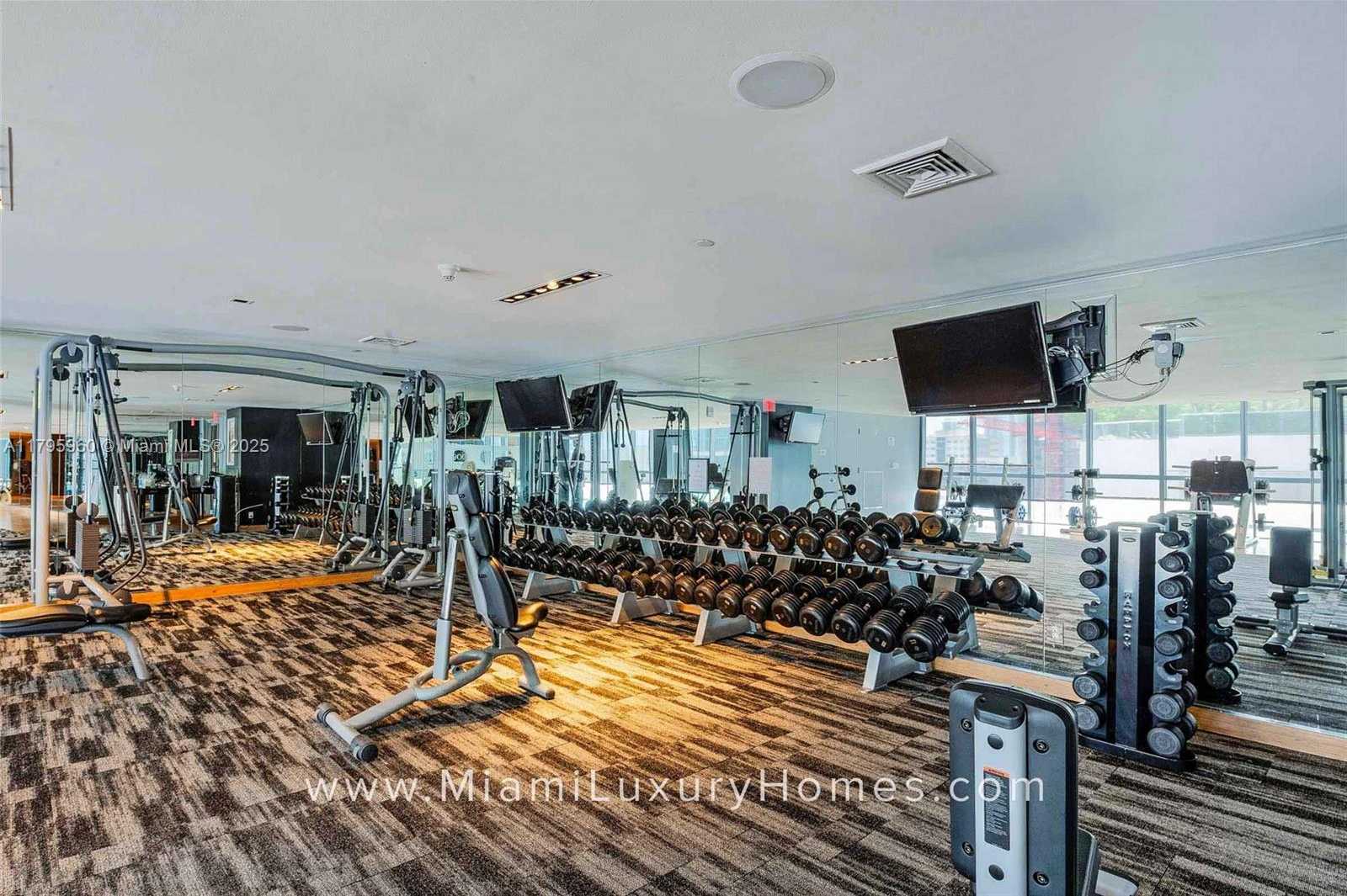 Small Image of 900 BISCAYNE BLVD #301, Miami Number 30