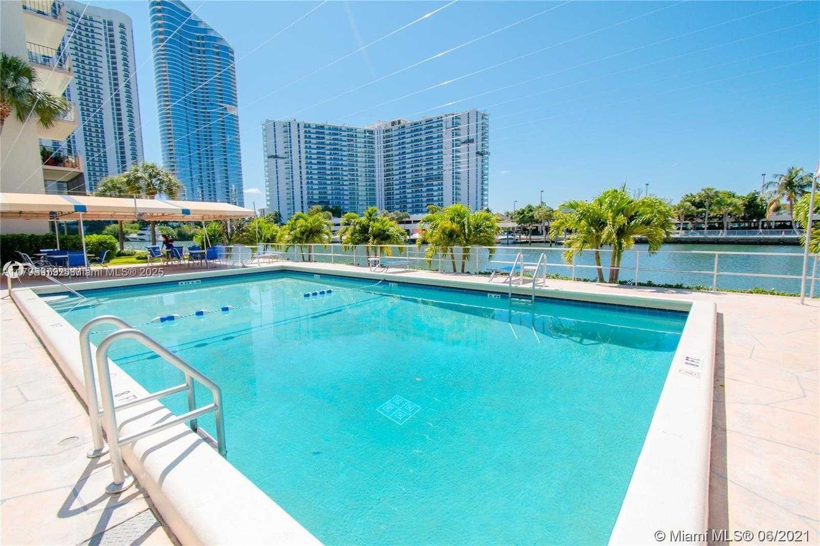 Small Image of 220 KINGS POINT DR #512, Sunny Isles Beach Number 27